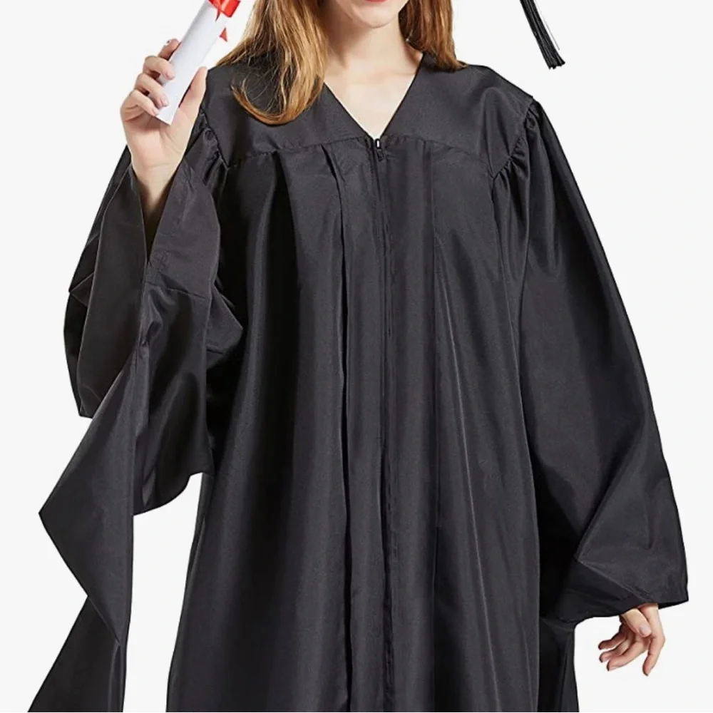 SOLD Masters graduation gown - Picture 1 of 4